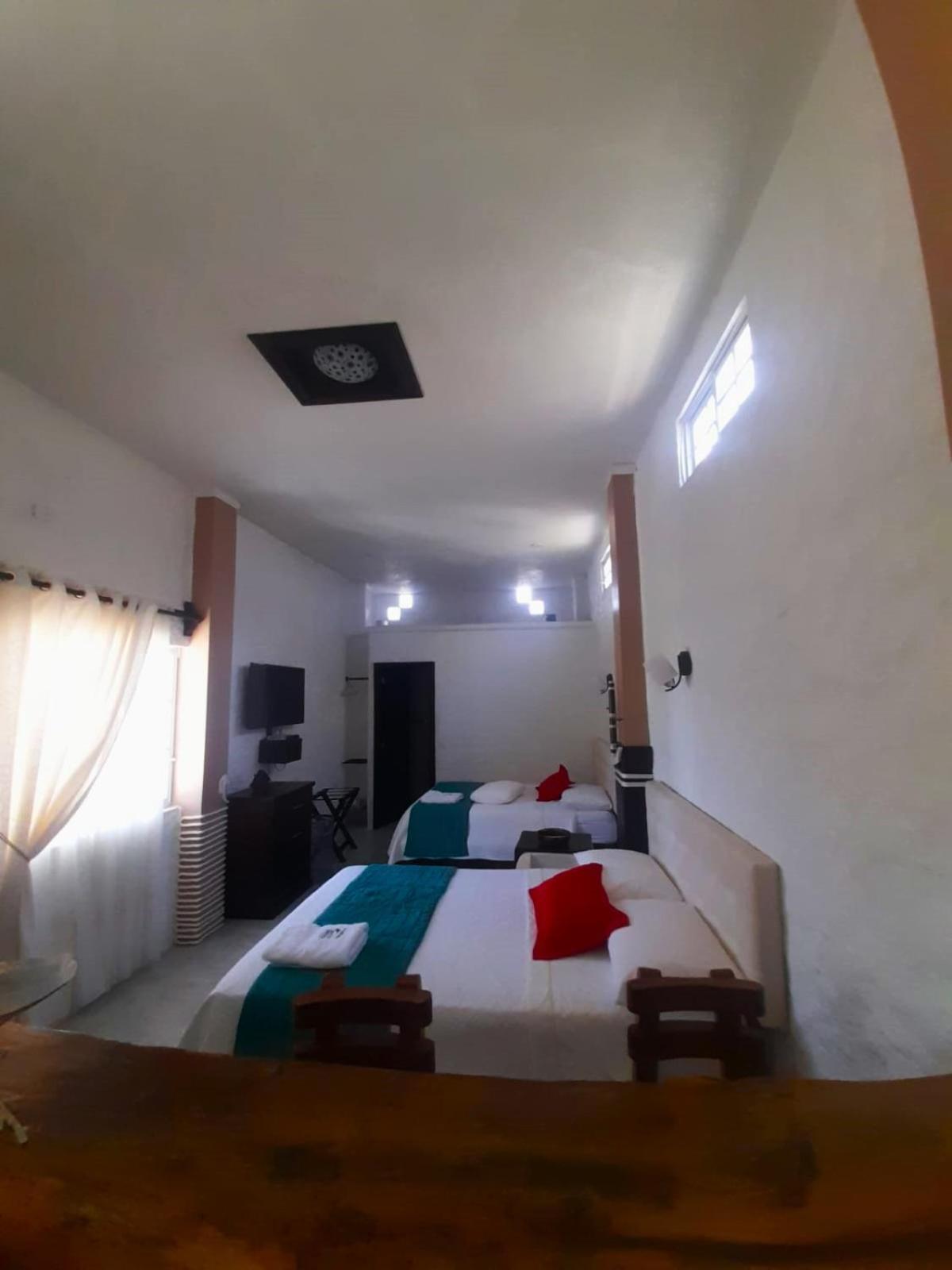 Hostal Cann'S House Пуэрто-Бакерисо-Морено Экстерьер фото